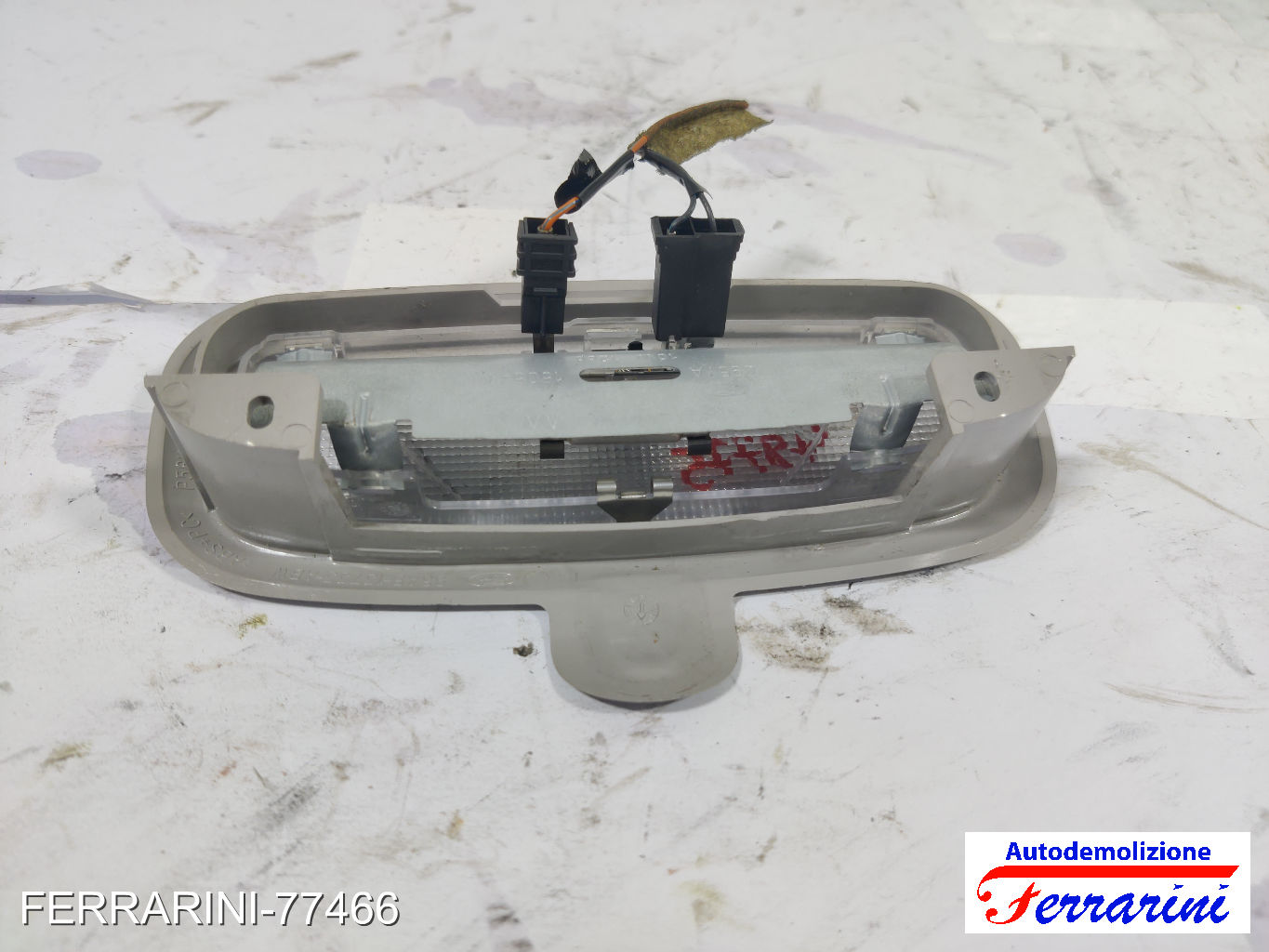 Plafoniera FORD FOCUS SW DNW 1999-2004 anteriore, frontale centrale, ant
