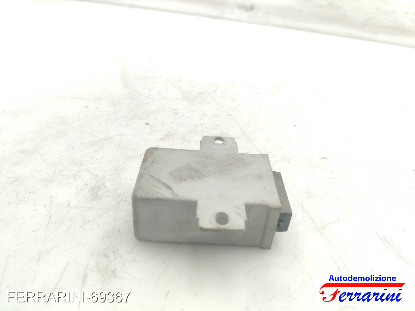 Centralina Chiusura Centralizzata OPEL MERIVA B S10 2010-2014 90506484, PAGF30