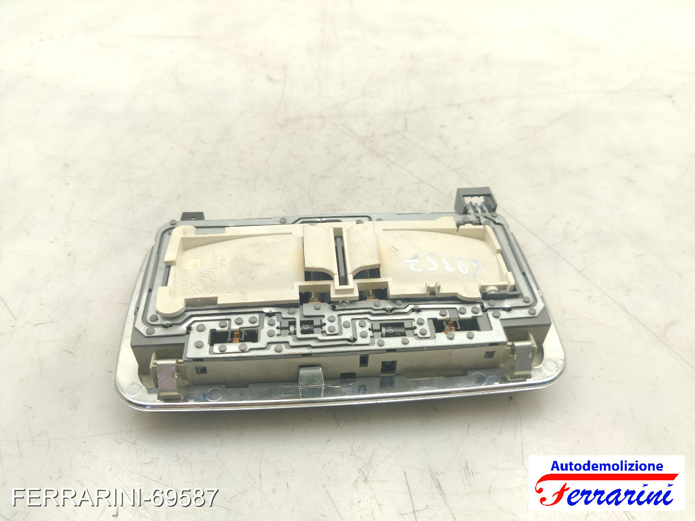 Plafoniera LANCIA DELTA 3 844 2008-2014 anteriore, frontale centrale, ant