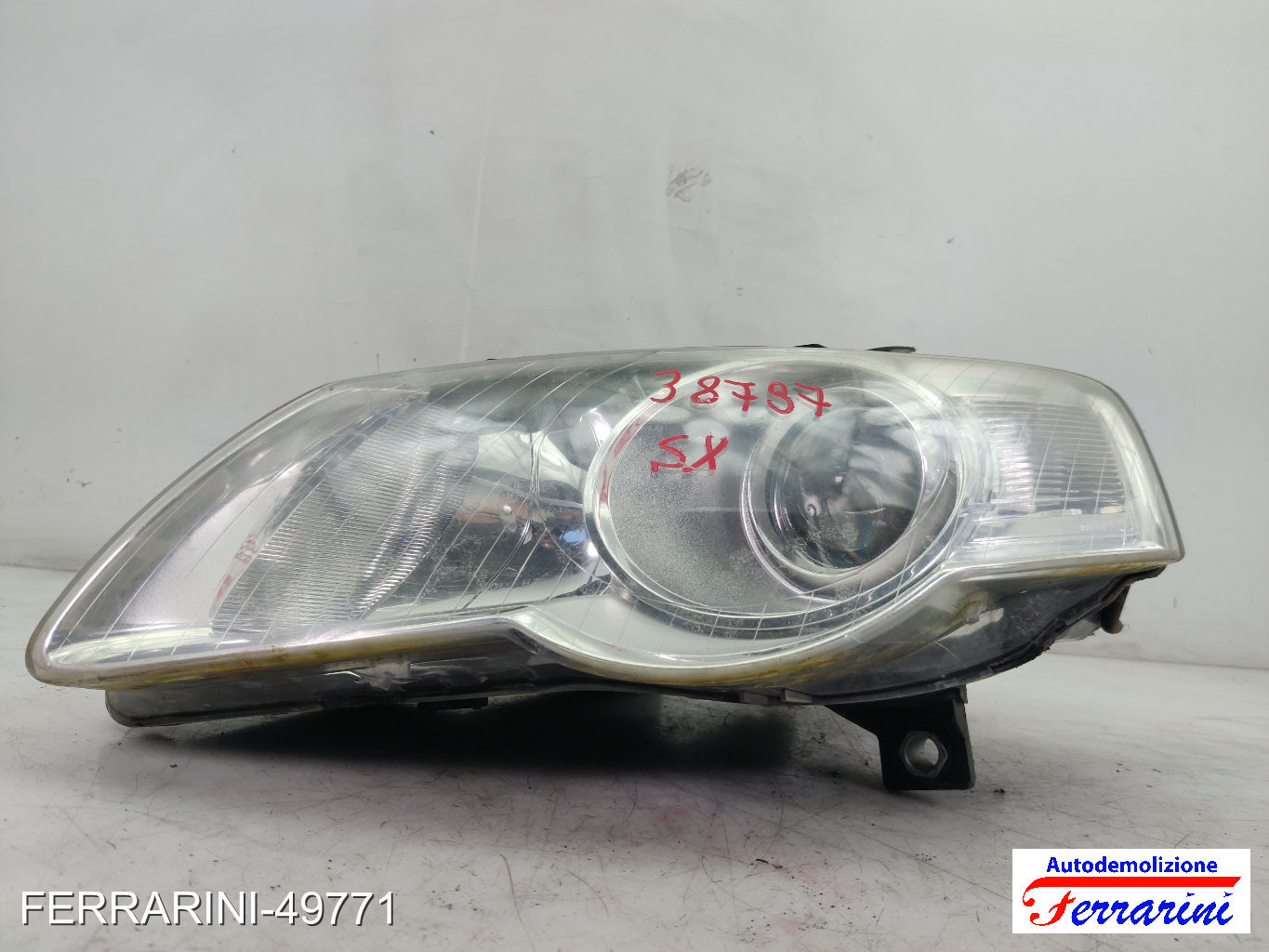 Faro Anteriore VW PASSAT VARIANT 3C5 2005-2009 sinistro, sx 3C0941005M 16
