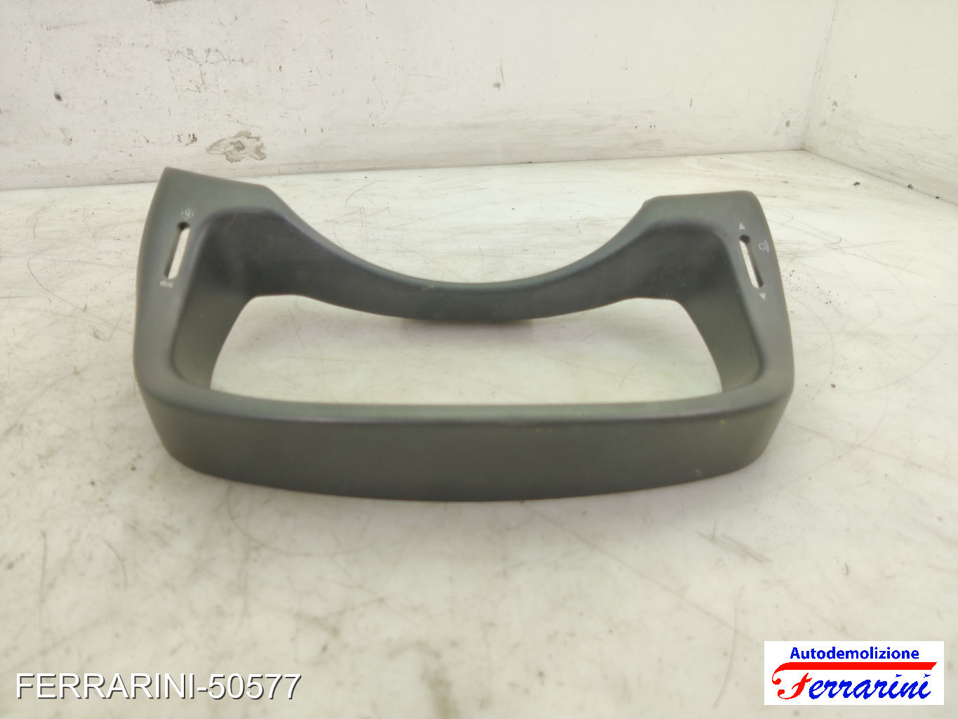 CORNICE CONTACJILOMETRI Cupolino Palpebra Cornice Contachilometri FIAT PUNTO 188