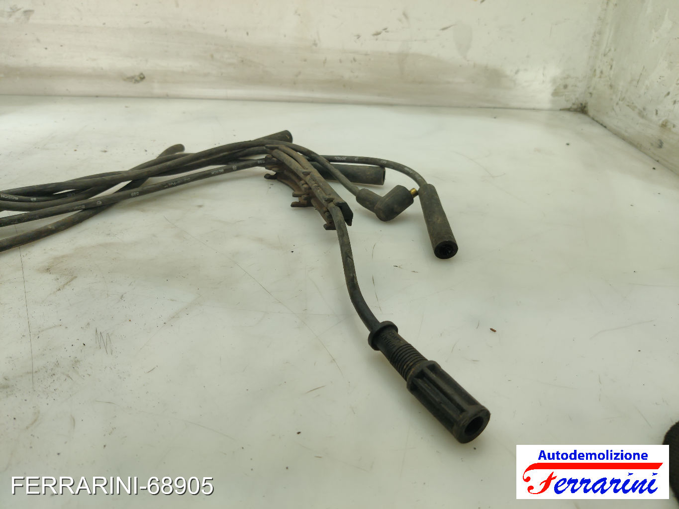 Spinterogeno Distributore OPEL CORSA A S83 1.6 GSI 1988-1990 90008020, 1211006
