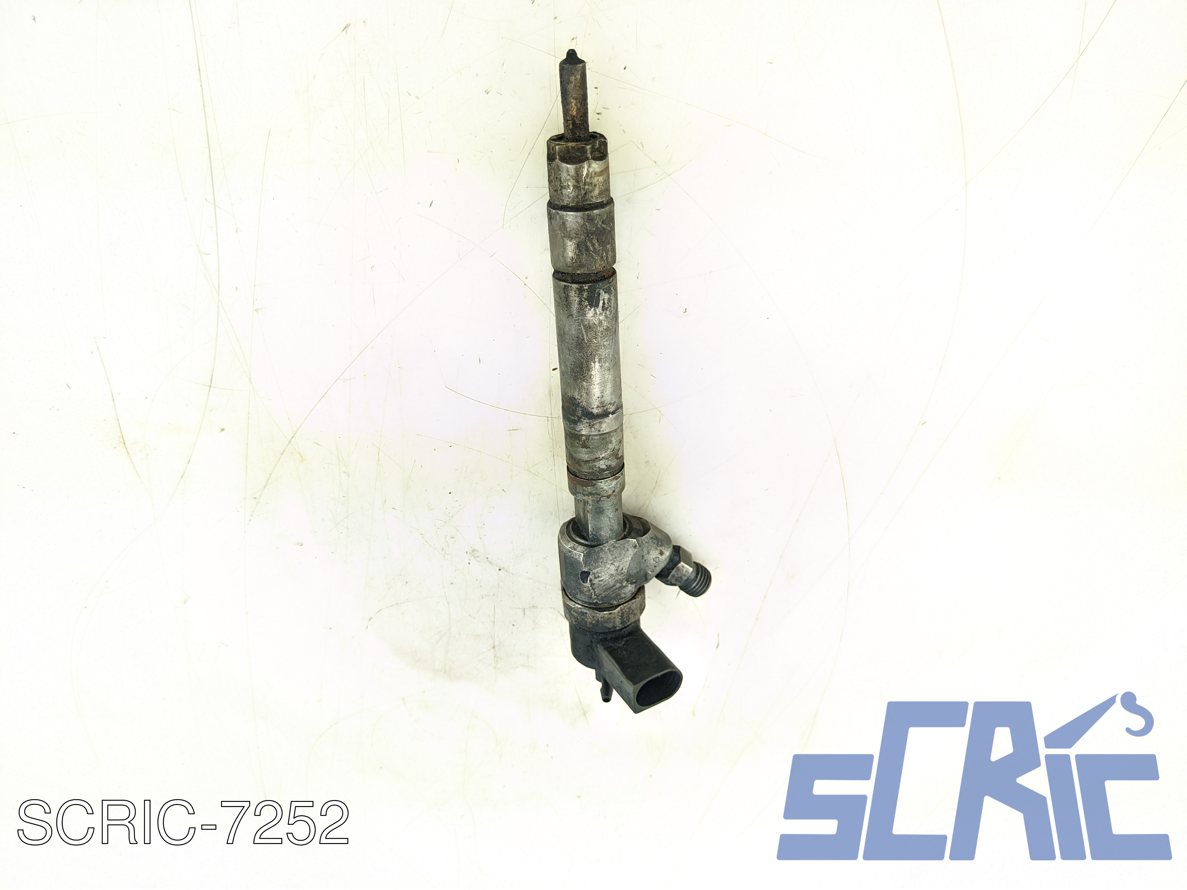 Iniettore MERCEDES CLASSE E VF210 E 270 CDI 1999-2002 0445110206, A6130700987