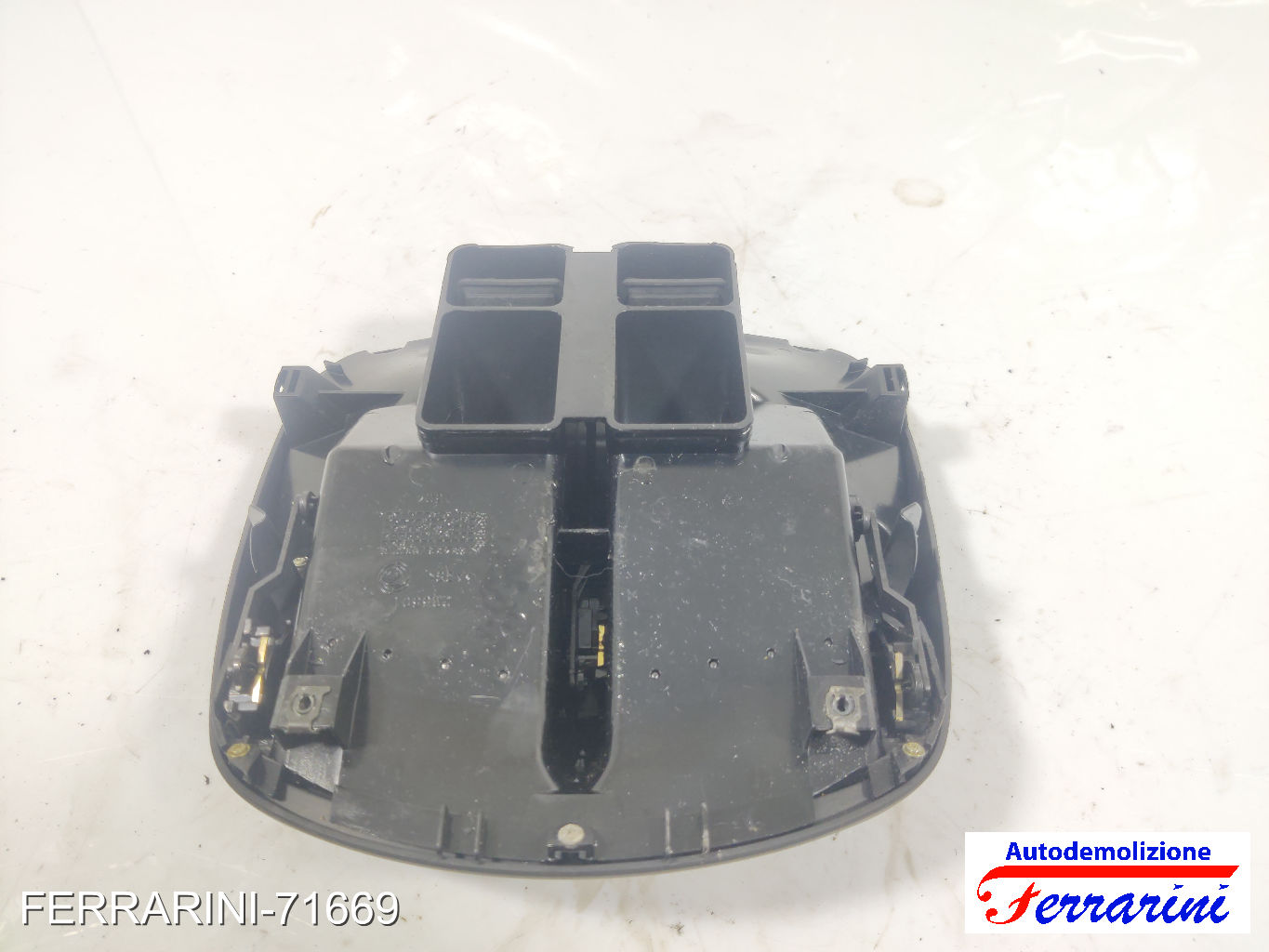 Bocchetta Areazione ALFA ROMEO 147 937 2004-2010 anteriore, frontale centrale 9