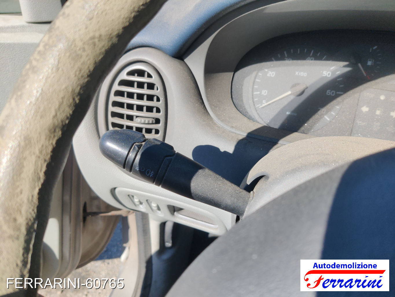 Renault Megane Scenic JA0/1 1.9 DTI 98CV 1997-1999