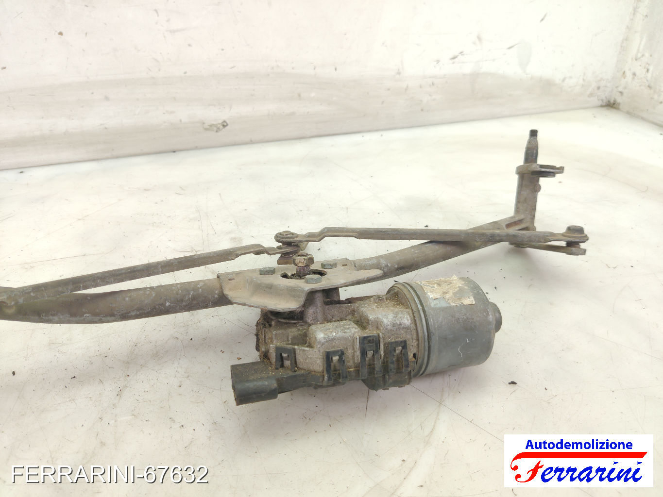 Spazzacqua Motorino Tergicristallo VW POLO 9A, 9N 2001-2007 anteriore, frontale