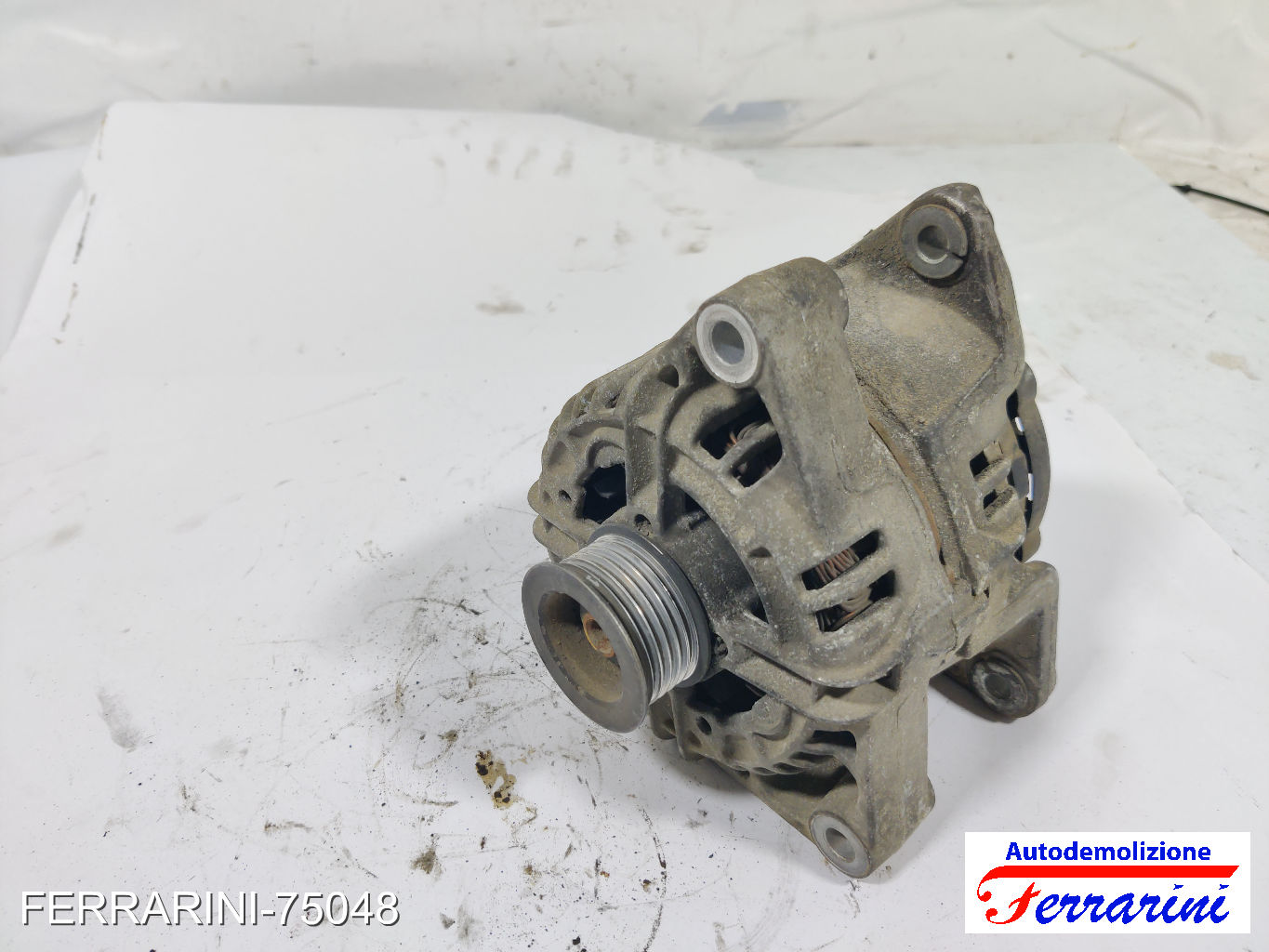Alternatore OPEL ZAFIRA A T98 2.0 DTI 16V 2000-2005 90561168, 93174497, 9117934