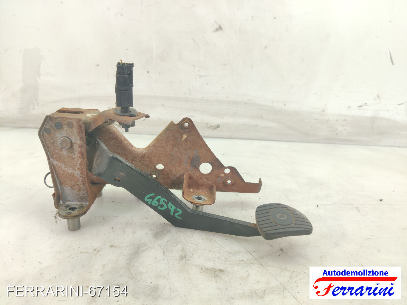 Pedale Freno NISSAN MICRA 3 K12 1.5 DCI 2003-2010 46501AX700, 46592