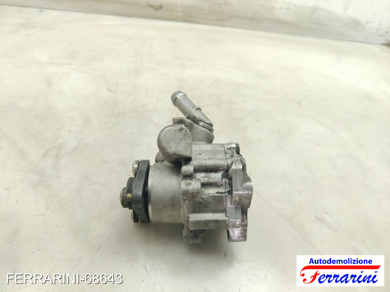 Pompa Servosterzo VW PASSAT VARIANT 3B6 1.9 TDI 2000-2005 8E0145153J