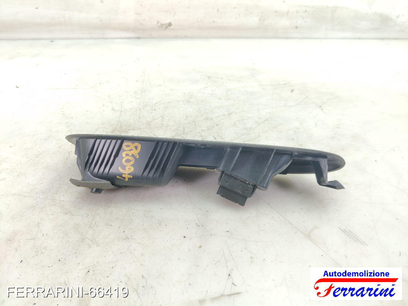 Pulsantiera Tastiera Alzavetro RENAULT CLIO 2 BB, CB 1998-2005 destra, dx 8