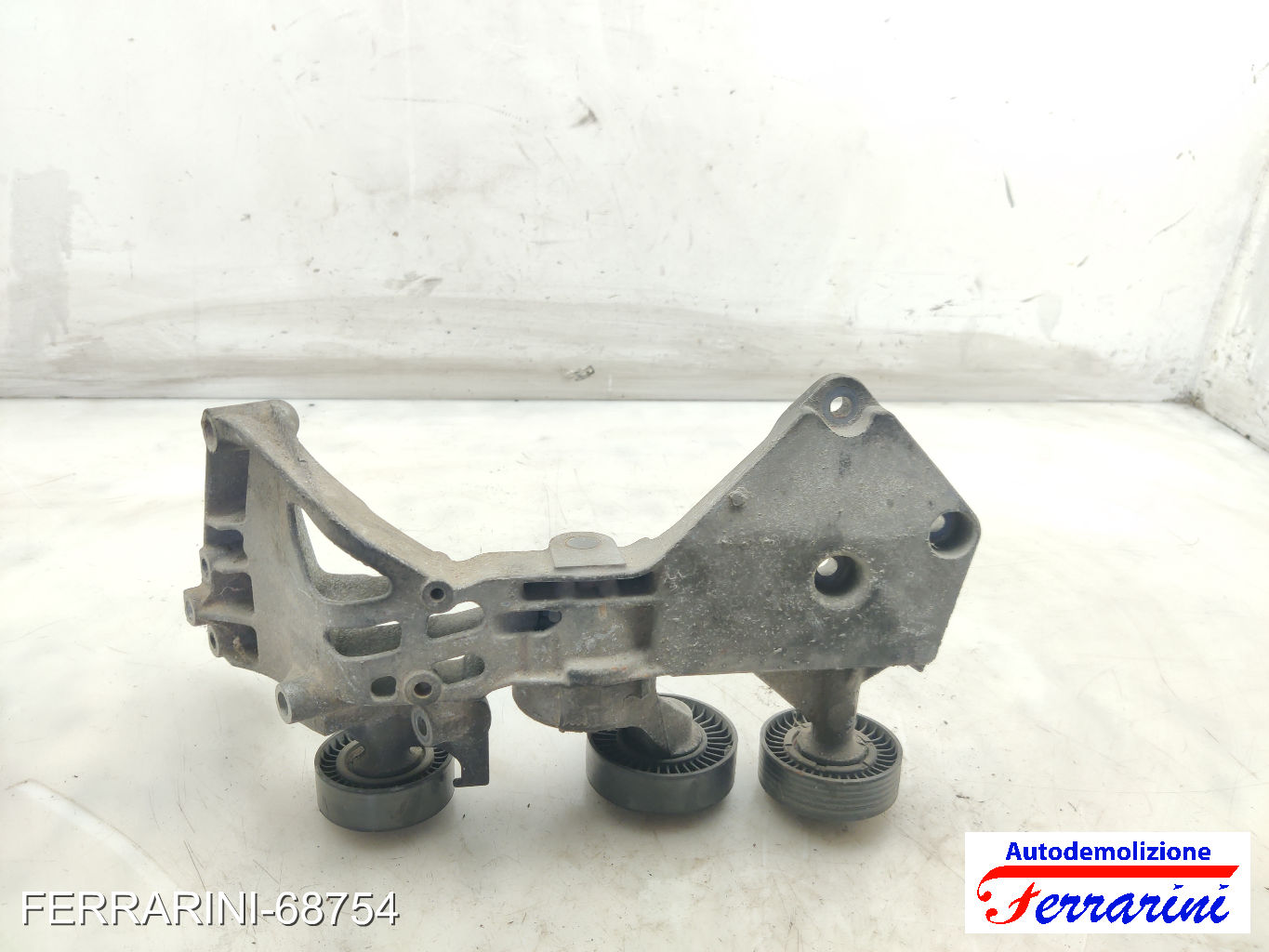 support tendicinghia OM640 alternatore MERCEDES CLASSE B W245 B 200 CDI 8