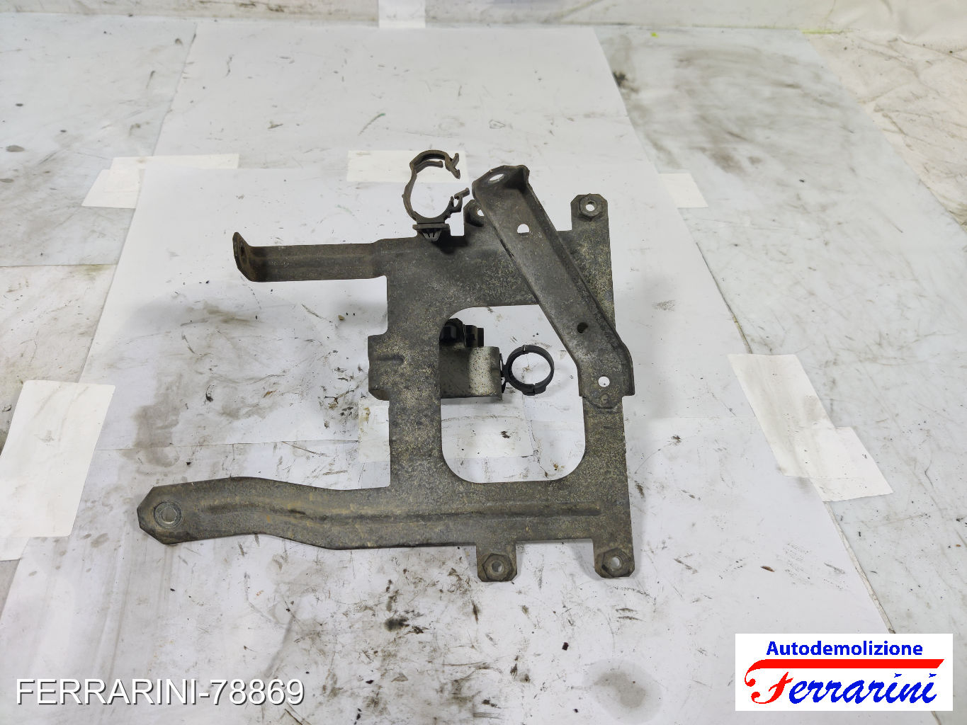 Staffa supporto centralina motore FIAT STILO SW 192 1.9 D MULTIJET 2005-2008