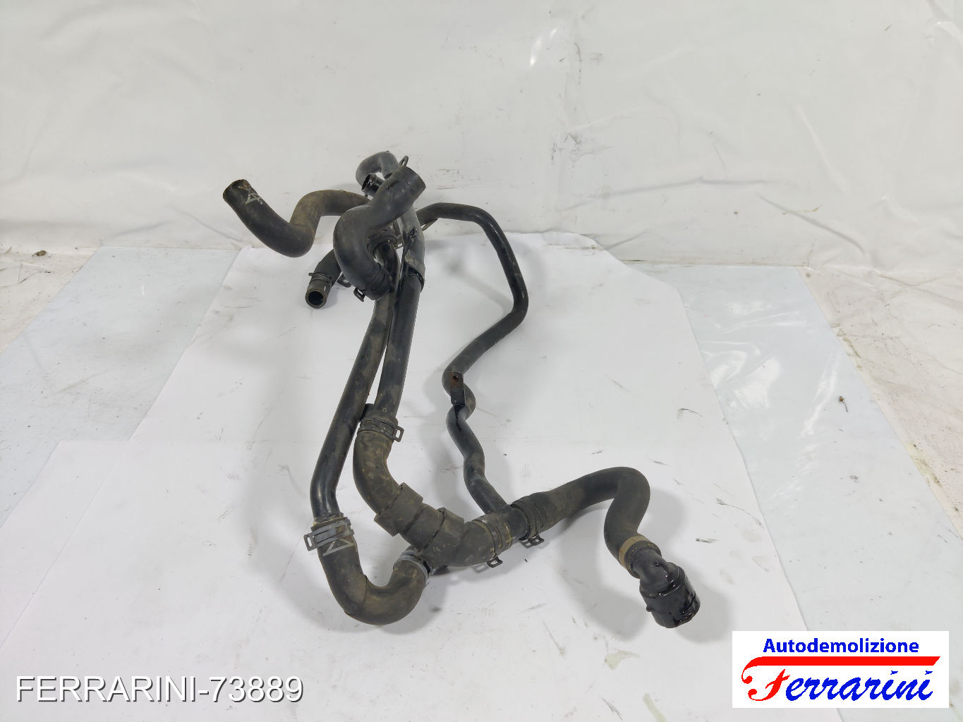 tubo raffreddamento manicotti CRBC Tubo Acqua Motore Ferro VW GOLF 7 7