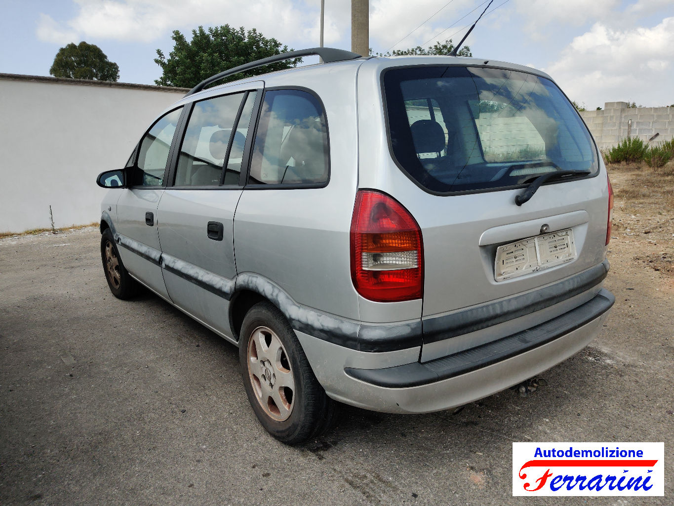 Opel Zafira A 79