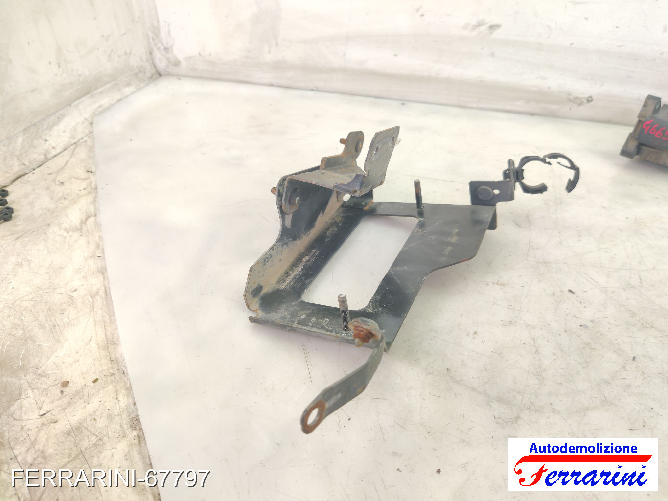 staffa supporto centralina ALFA ROMEO MITO 955 1.4 BI-FUEL 2009-2016 51829029