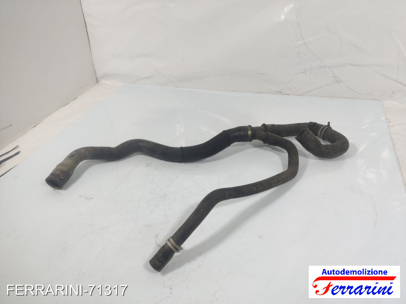 tubo acqua motore RENAULT CLIO 4 BH 1.5 DCI 75 2012-2023 215039195R