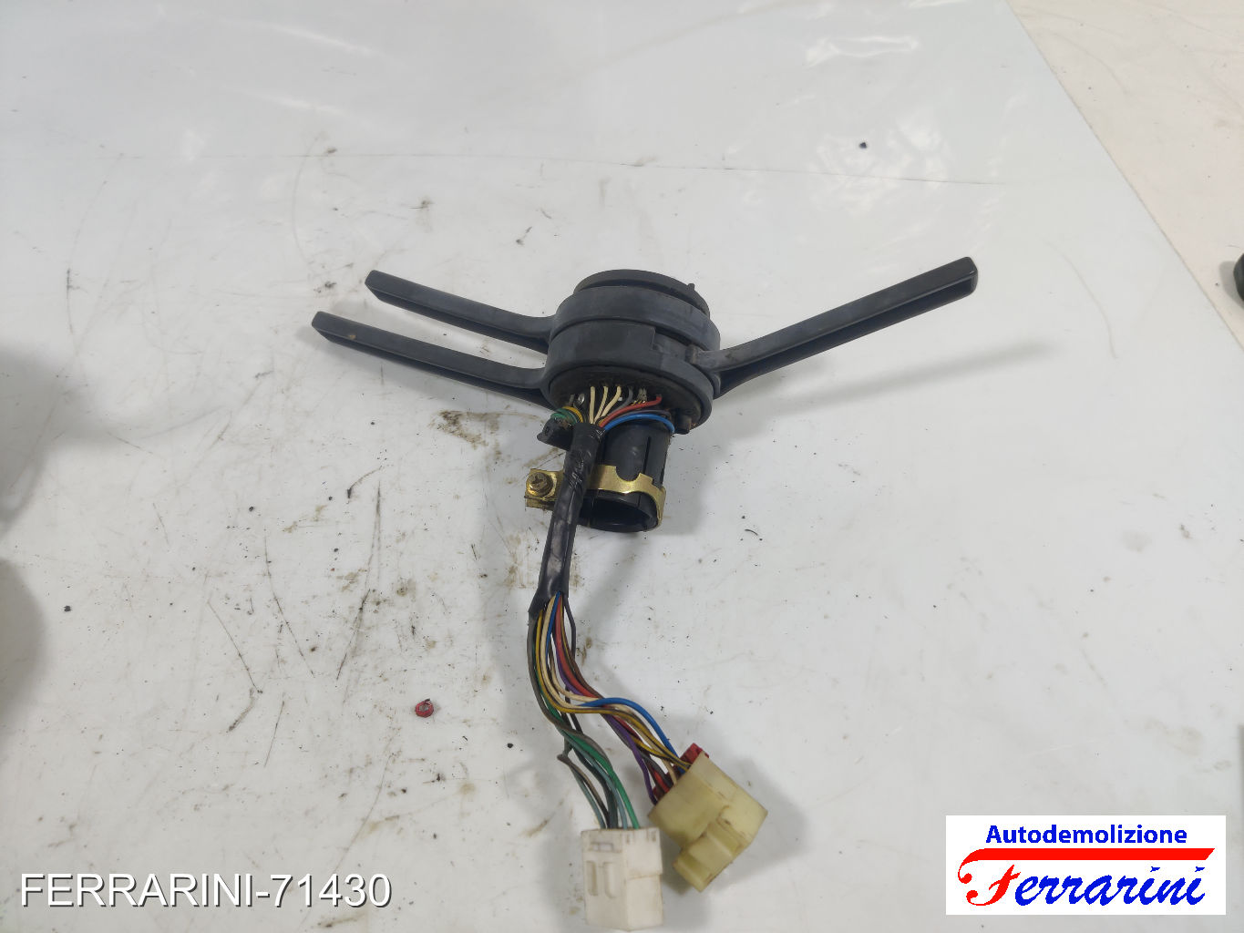 Devioluci FIAT PANDA 141 1992-1996 716662080, 181117880, 182904480