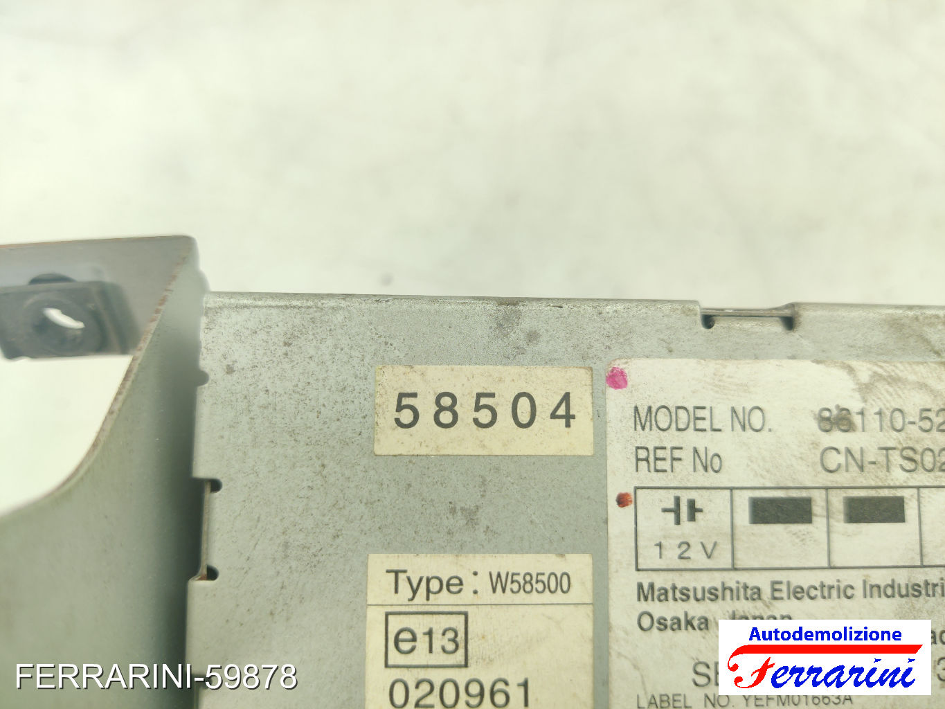 Tastiera Stereo Radio TOYOTA YARIS VERSO P2 2000-2005 8611052121, CNTS0270A