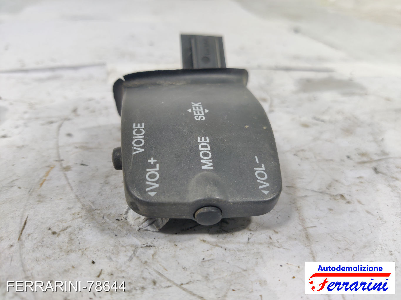 radio Comandi Volante FORD FOCUS 2 SW DA, DS, FFS 2004-2012 3M5T14K147BE