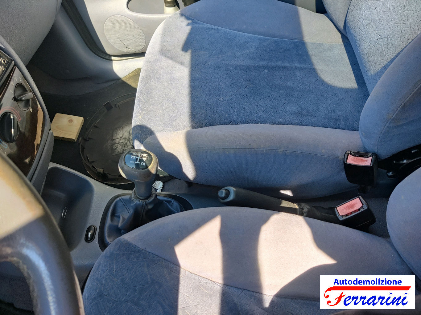 Ford Fiesta 4 22