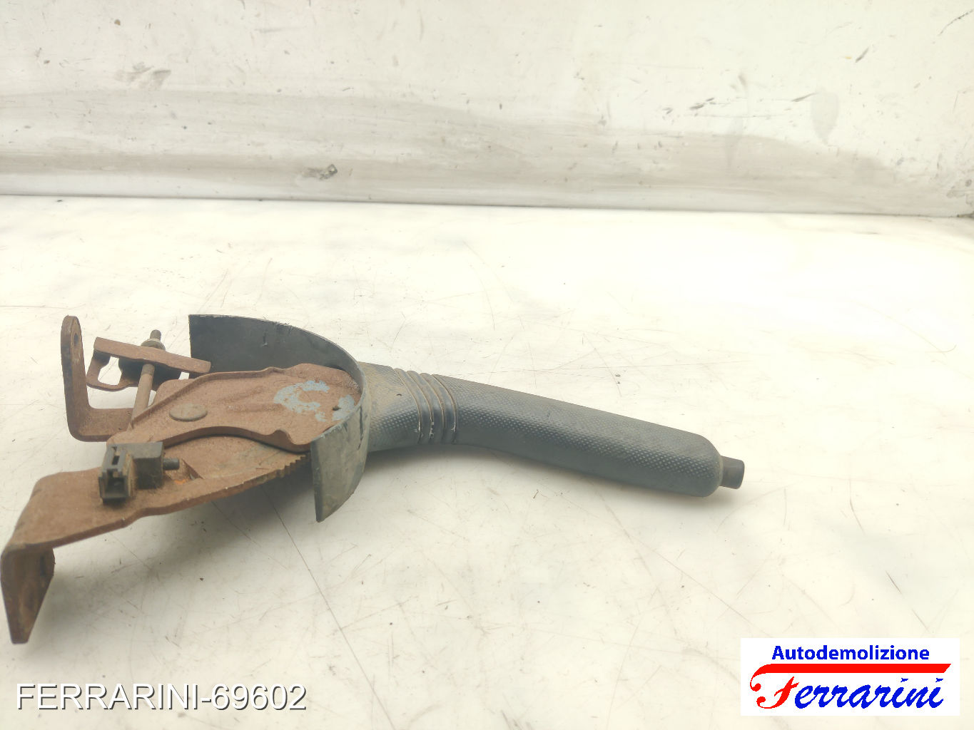 Leva Freno A Mano PEUGEOT 107 PM, PN 2005-2014 4701A0 8