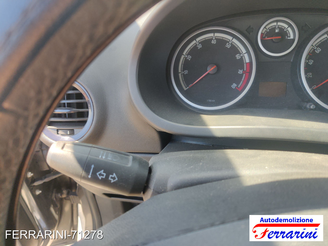 Opel Corsa D 33