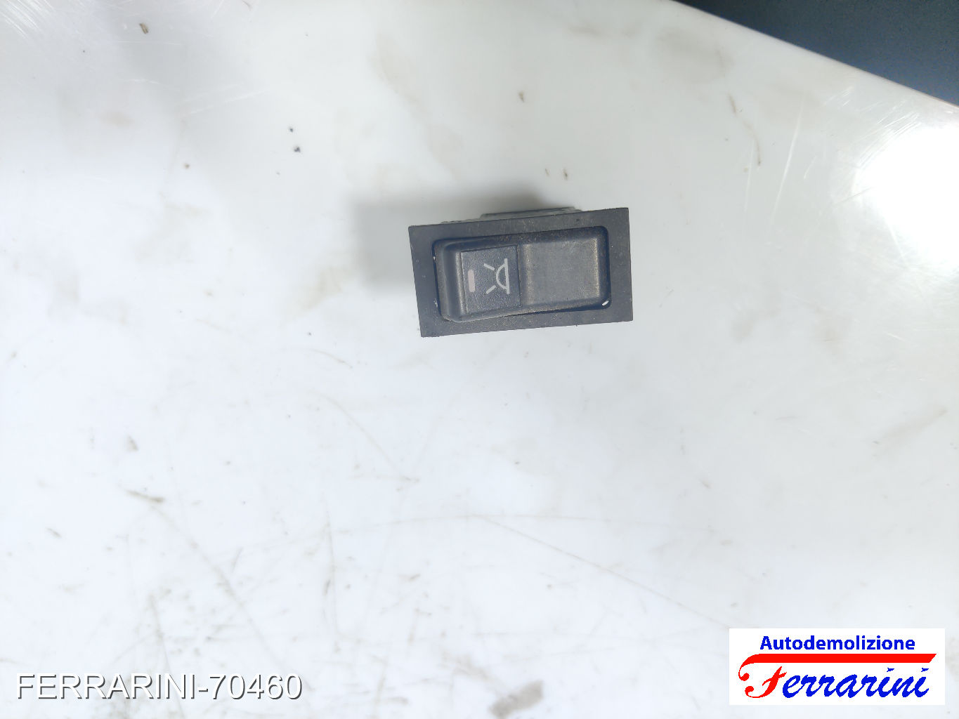 Interruttore luce cortesia FIAT 127 127 1971-1984 4309297 6