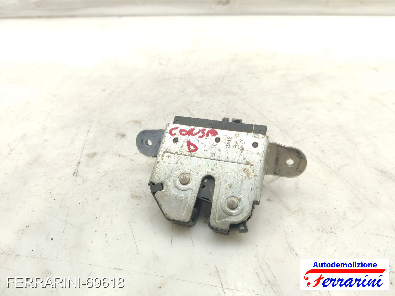 Chiusura Serratura Portellone OPEL MERIVA B S10 2010-2014 13317445, 39021416