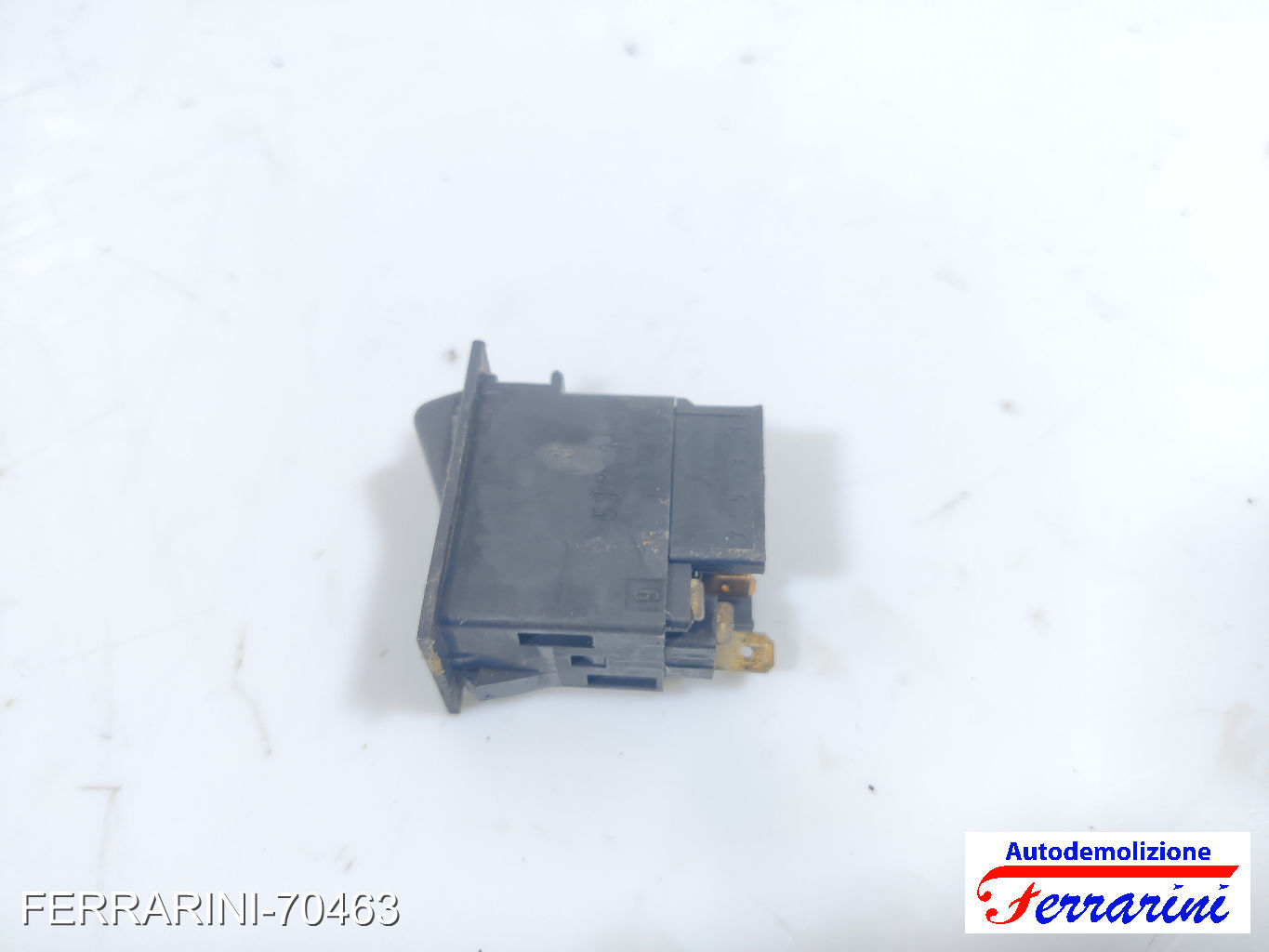 Interruttore Quattro Frecce FIAT FIORINO 147 1982-1988 4366880, 4413891