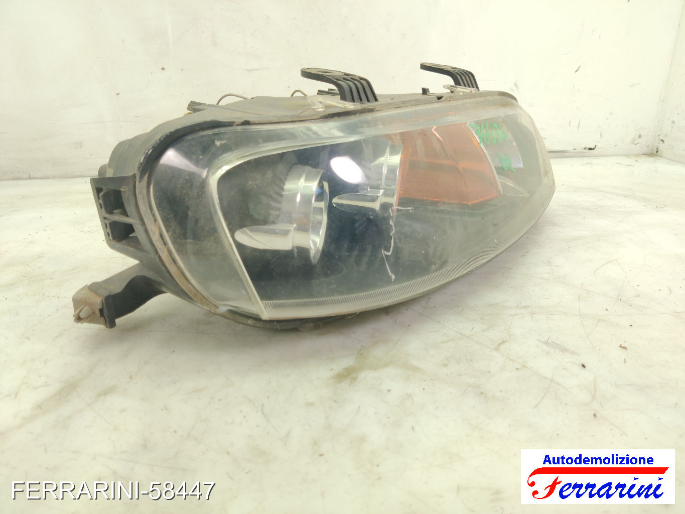 Faro Anteriore FIAT PUNTO 188 1999-2010 destro, dx 89100448, 89100569, 46522724 12