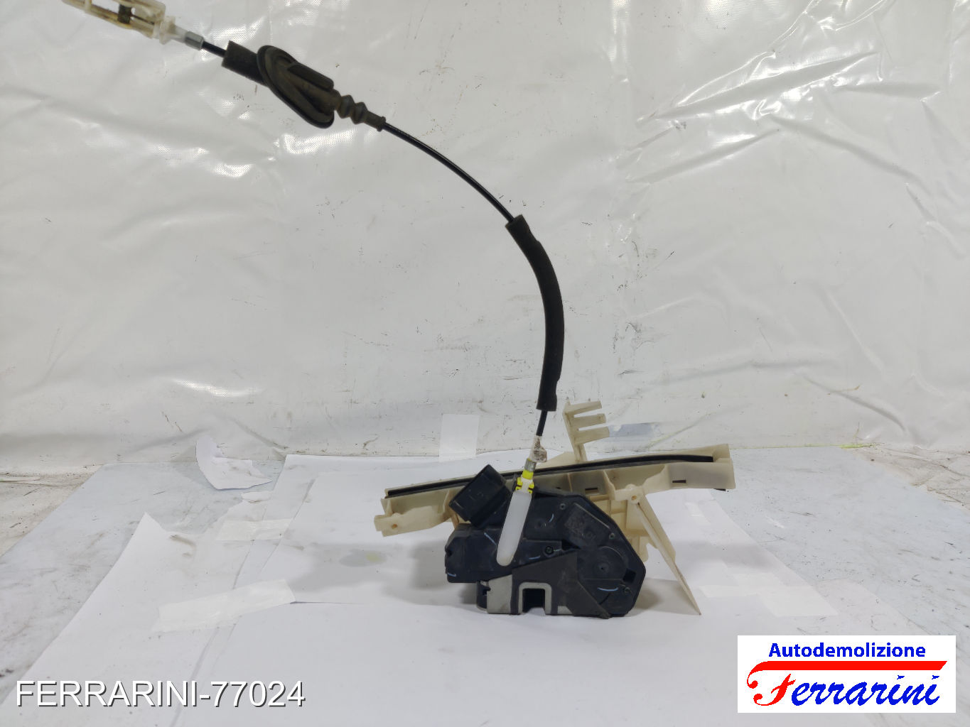 Serratura Porta FORD EDGE 2015-2018 destro, dx, posteriore, post FT4AA26412BE