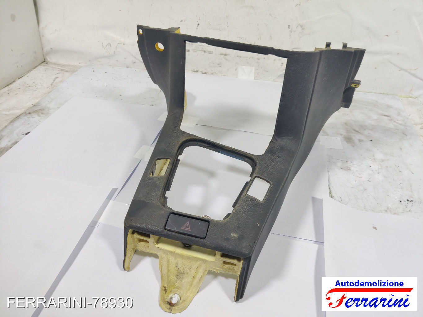 Tunnel Centrale BMW SERIE 3 E36 1993-1998 61311378128, 61311374220