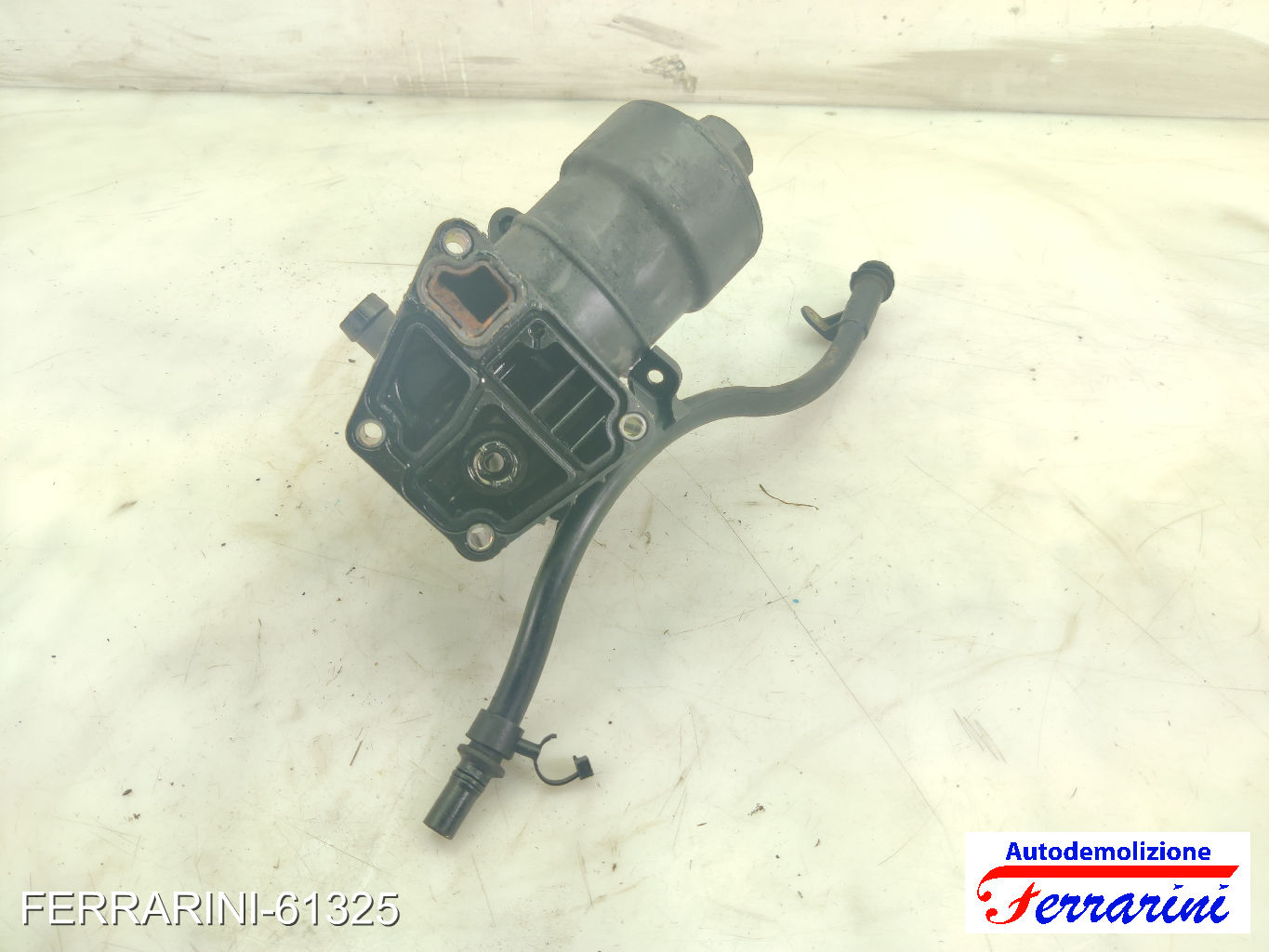 Scambiatore Acqua Olio VW POLO 6C1, 6R1 1.6 TDI 2009-2023 03L117021C, 03L117021B