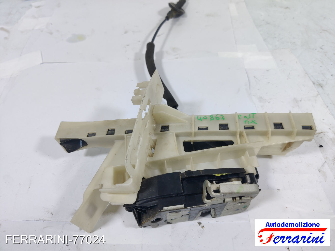 Serratura Porta FORD EDGE 2015-2018 destro, dx, posteriore, post FT4AA26412BE