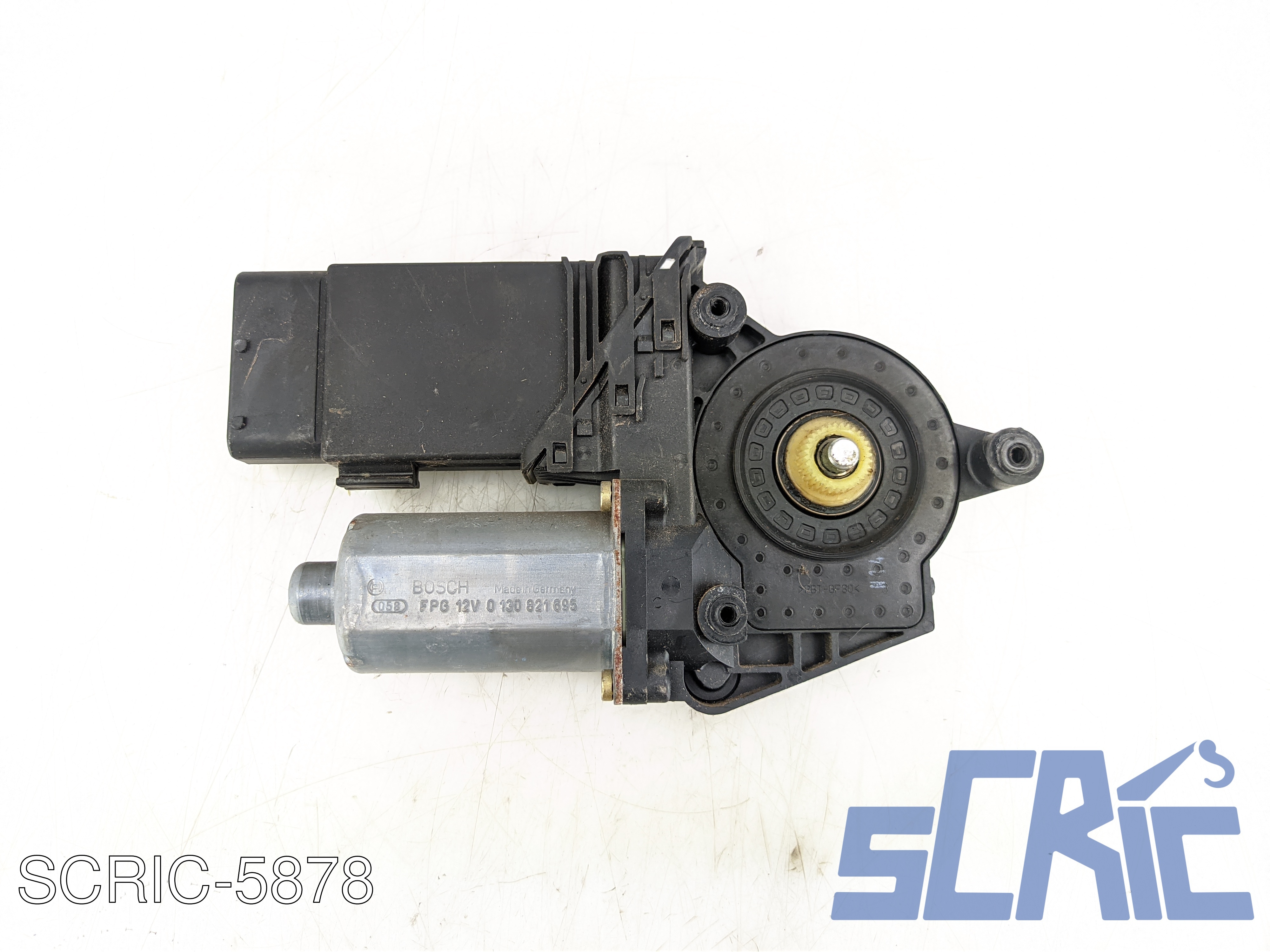 Motorino Alzavetro VW PASSAT 3B3 1.9 TDI 2000-2005 3B4837751GD, 0130821695