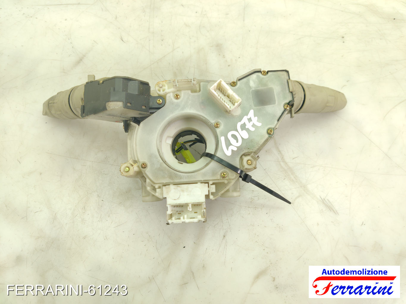 Devioluci NISSAN MICRA 3 K12 2003-2010 25560AX722, 25560BC60C, 25560AX785