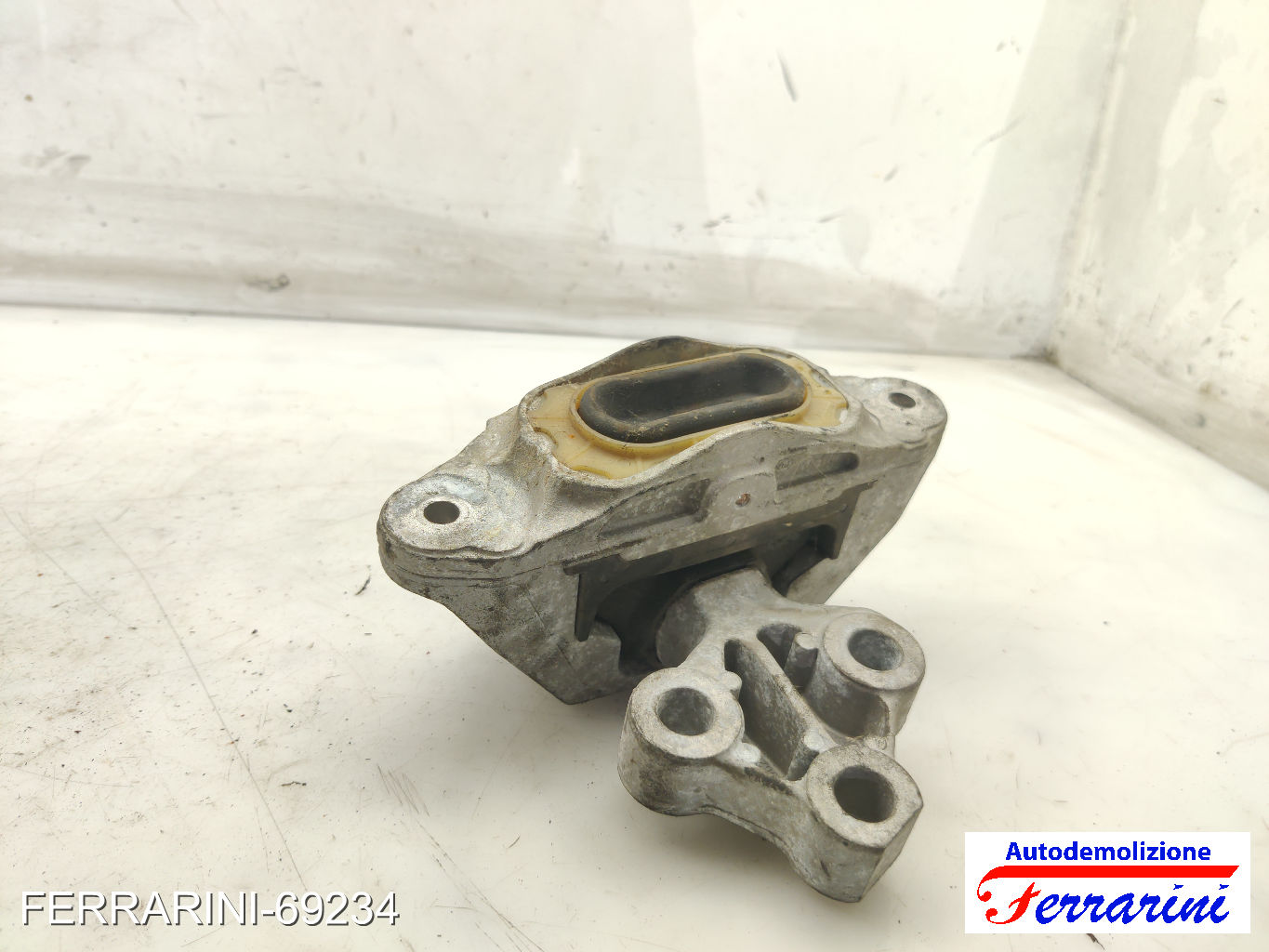 Supporto Motore OPEL ZAFIRA TOURER C P12 1.6 CNG 2011-2023 13248549, V06180