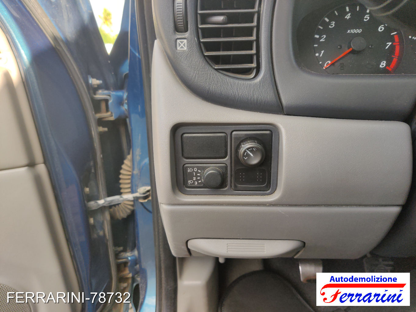 Nissan Almera 2 29