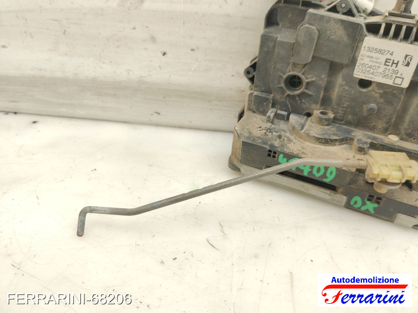 Serratura Porta OPEL CORSA D S07 2006-2014 destro, dx, frontale, anteriore 9