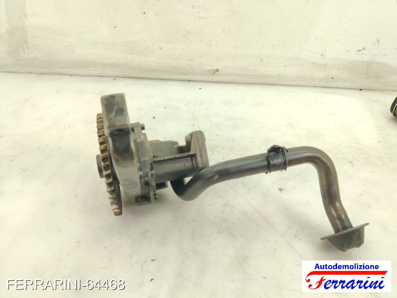 Pompa Olio Motore VW TOUAREG 7L6, 7L7, 7LA 2.5 R5 TDI 2003-2010 070115105A