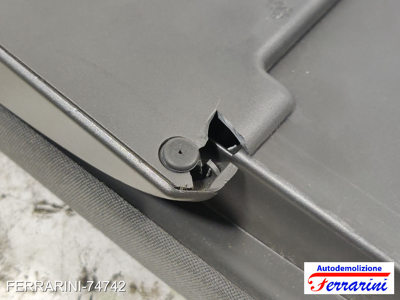 Bracciolo VW TOURAN 1T1, 1T2 2003-2010 1T0864208, 1TO864208, 09224F