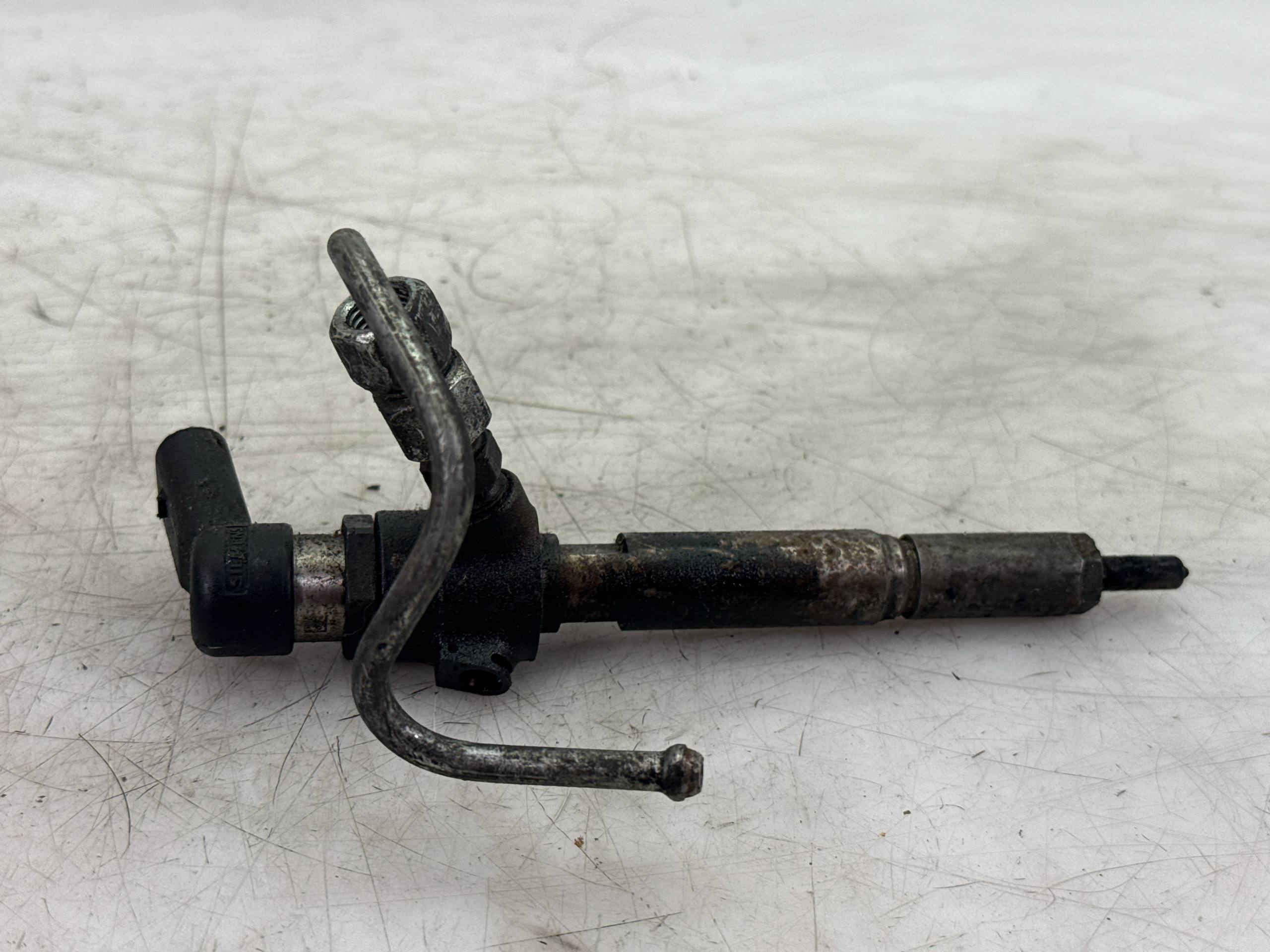 Iniettore NISSAN QASHQAI 1 J10, JJ10E, NJ10 1.5 DCI 2006-2013 H8200294788