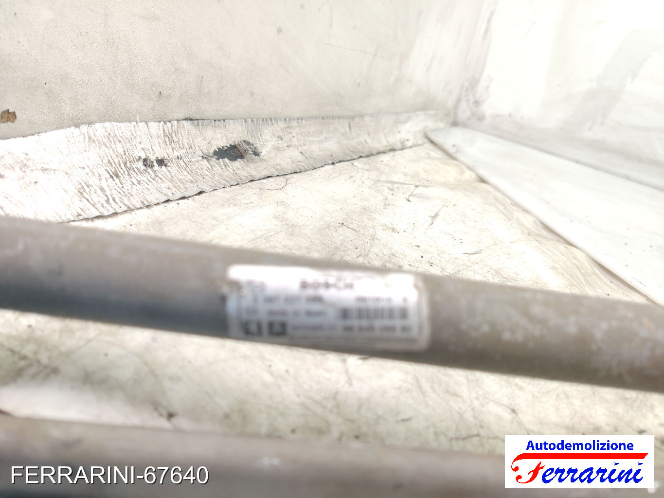 Spazzacqua Motorino Tergicristallo PEUGEOT 308 SW 1 4E, 4H 2009-2014 anteriore