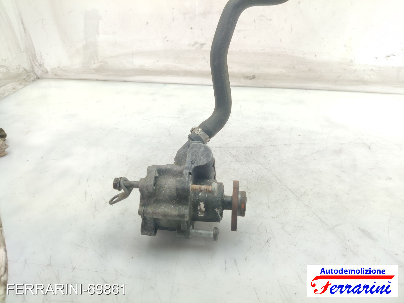 Pompa Servosterzo VW PASSAT 3B2 1.9 TDI 1996-2000 8D0145156T, 8D0145156TX
