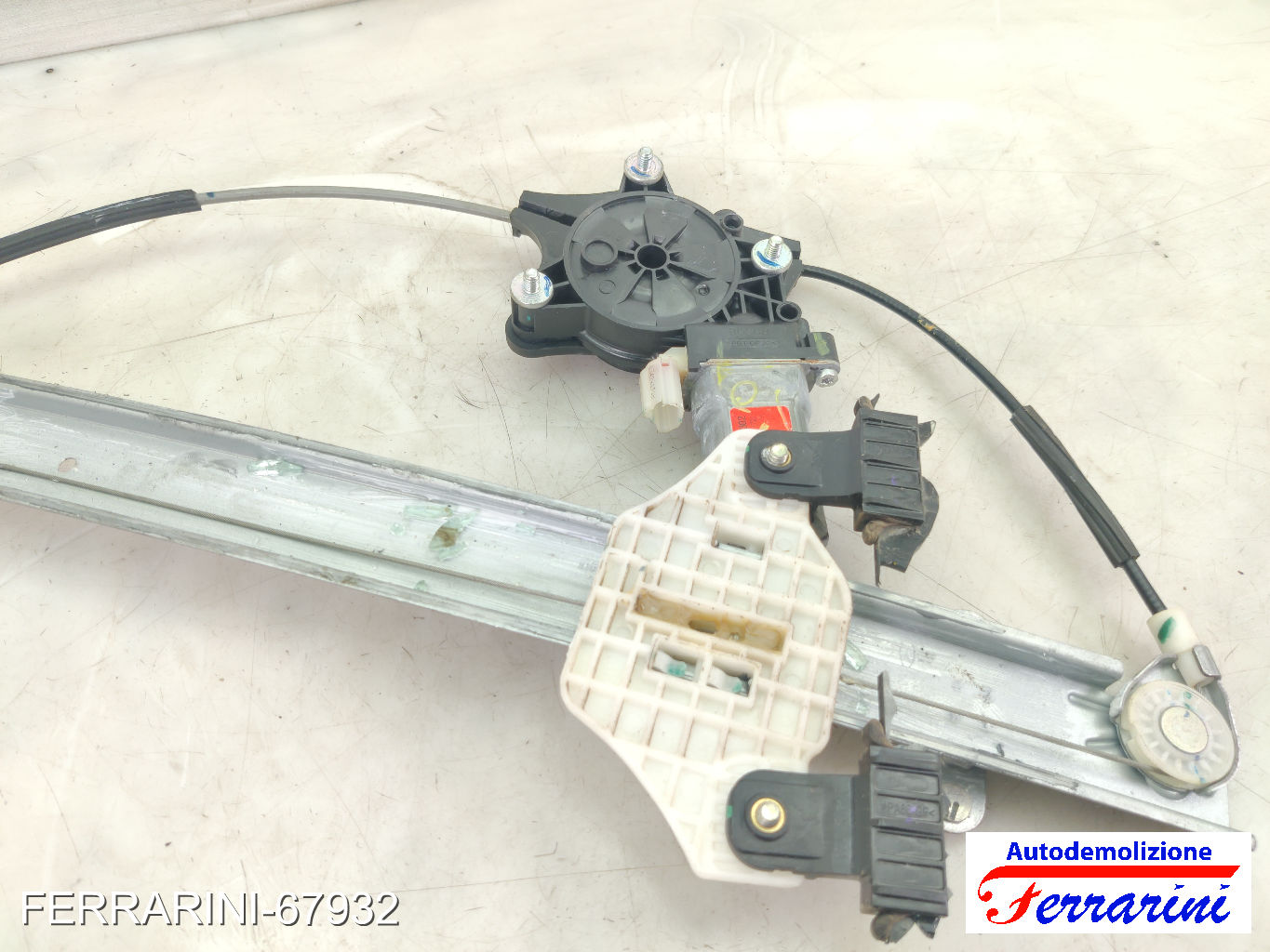 Alzavetro HYUNDAI I10 BA, IA 2013-2023 sinistro, sx, frontale, anteriore