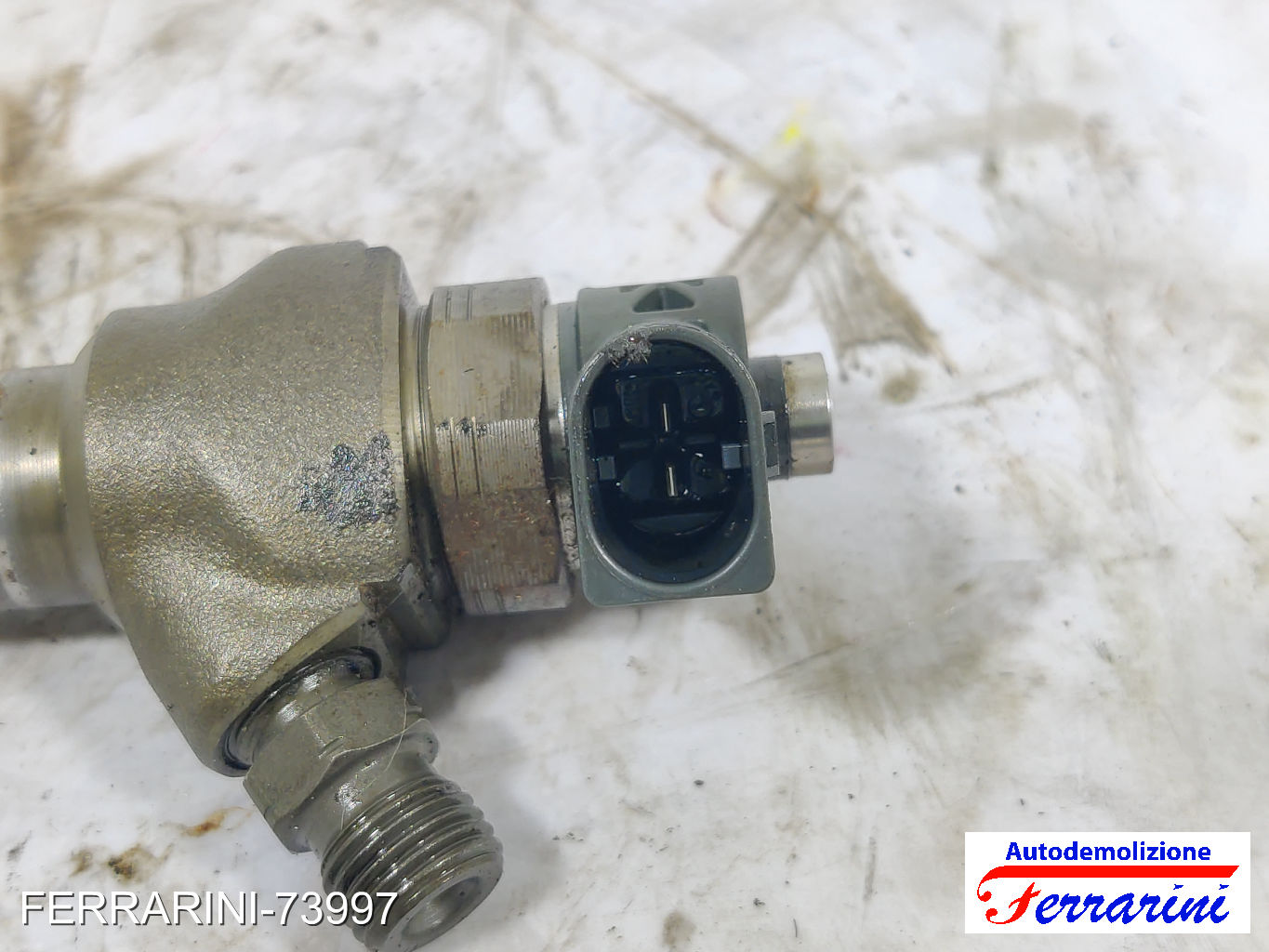 Iniettore VW GOLF 7 5G1, BE1, BE2, BQ1 2.0 TDI 2012-2020 120828, 8HZ25E6